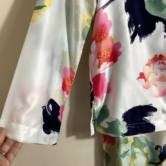 Natori Womens Floral Satin 2pc Pajama Set Size S Designer Chic Silky Ankle Pant - Picture 10 of 16